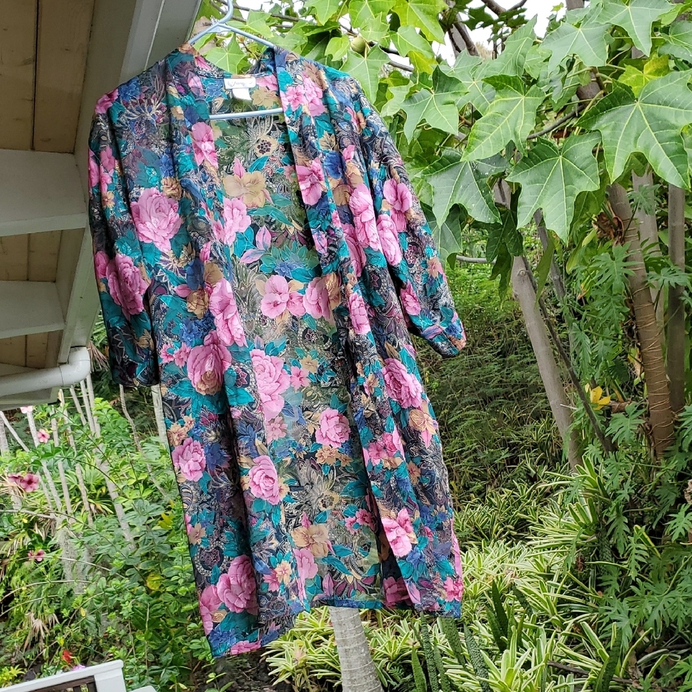 Floral Women's Robe - Picture 5 of 5